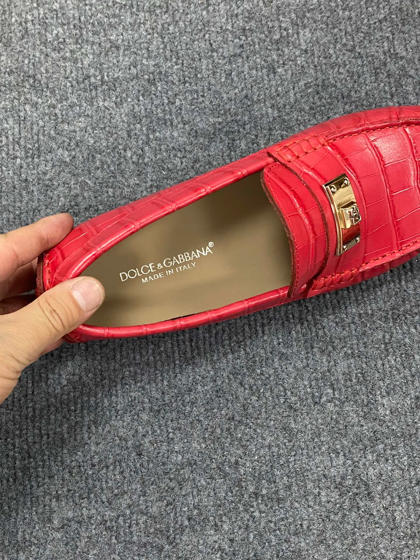 Men's Men's Shoes Men's Men's Shoes 💰700 new style "DG Duban Spring New Casual Driving Shoes" latest hot style, top brand luxury ~ purchasing agency, top quality ~.  The upper is made of imported original cowhide with fine workmanship. The original stylish and stylish soft rubber wear-resistant and non-slip outsole is light and comfortable on the feet. The real thing looks better in real life, 38-45